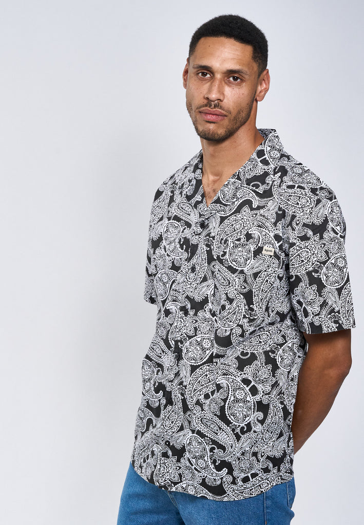 Legends Sean Paisley Cuba SS shirt Shirts S/S Black