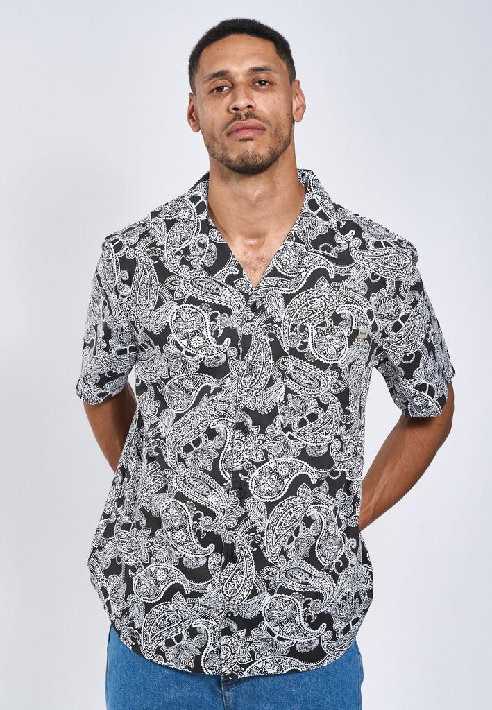 Legends Sean Paisley Cuba SS shirt Shirts S/S Black